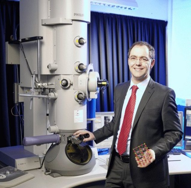 Great photo showing Dr. Gemming at TEM
